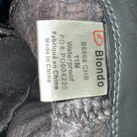 Waterproof Blondo Gray Heeled Boots with Sleek Design from Naturalizer - Picture 6 of 8